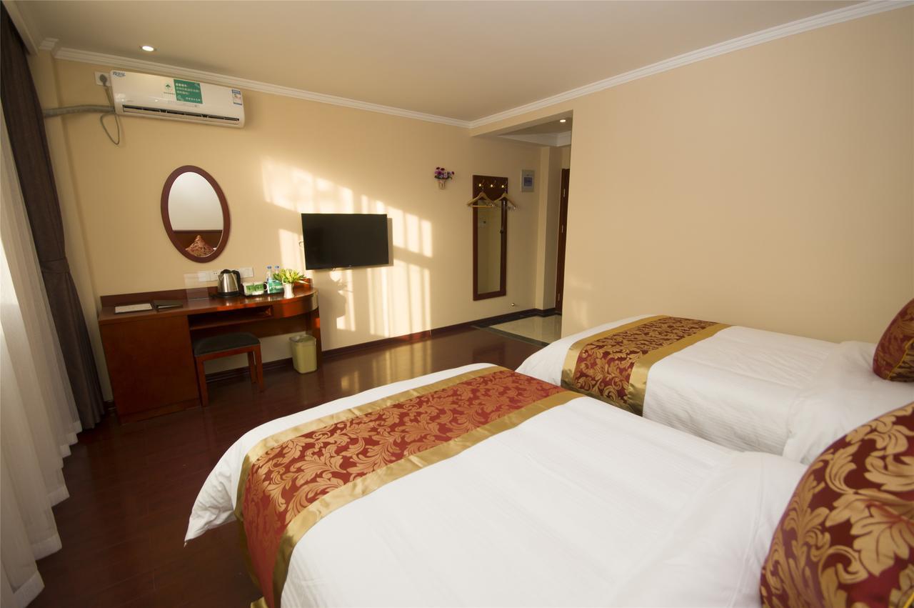 Greentree Alliance Sanya Jiyang District Yalongwan Road Hotel Exterior photo