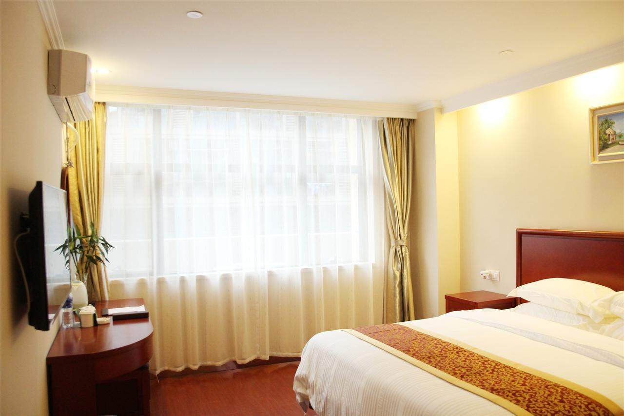 Greentree Alliance Sanya Jiyang District Yalongwan Road Hotel Exterior photo