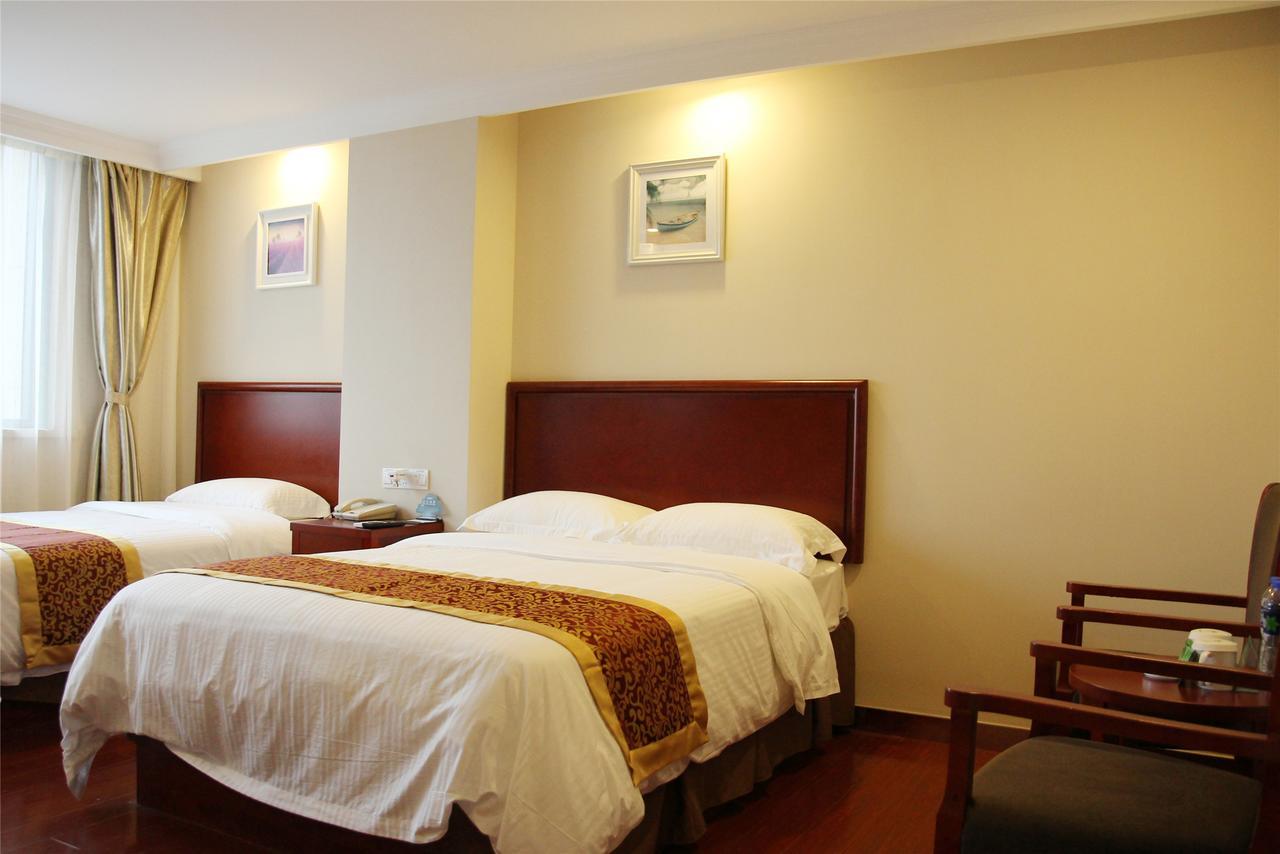 Greentree Alliance Sanya Jiyang District Yalongwan Road Hotel Exterior photo